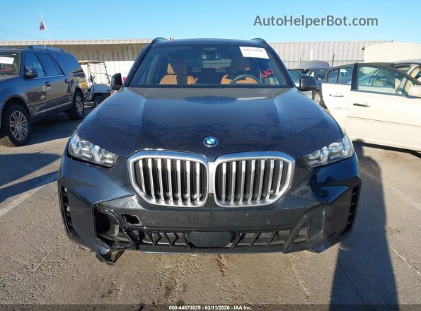 5UX43EU02S9Z67920 2025 BMW X5 Черный Вид задней части салона