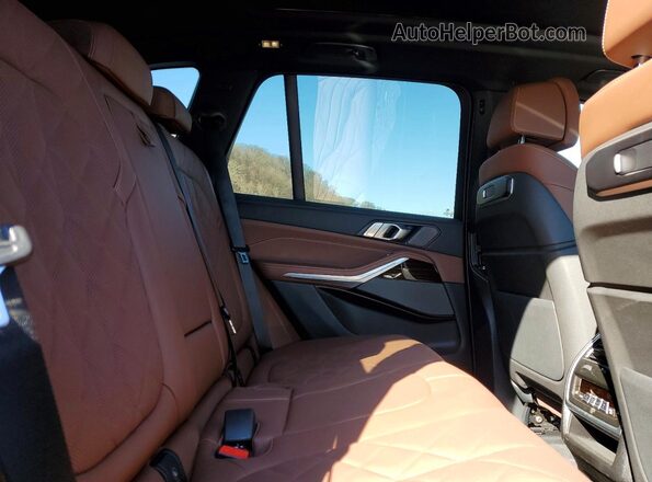 5UX43EU03T9212700 2026 BMW X5 Черный Вид задней части салона