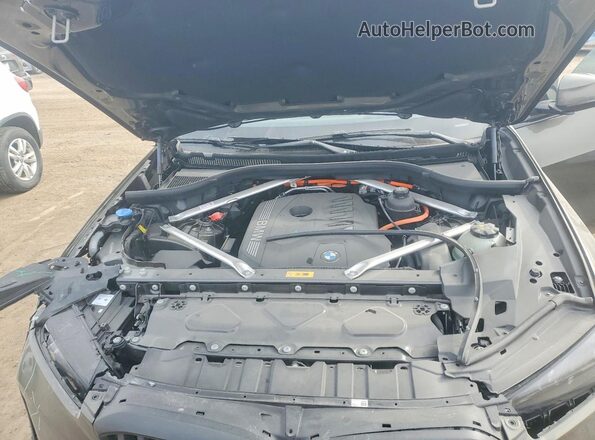 5UX43EU06T9039013 2026 BMW X5 Серый Вид подкапотного пространства