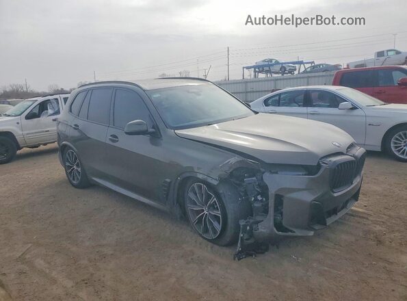 5UX43EU06T9039013 2026 BMW X5 Серый Передняя правая четверть