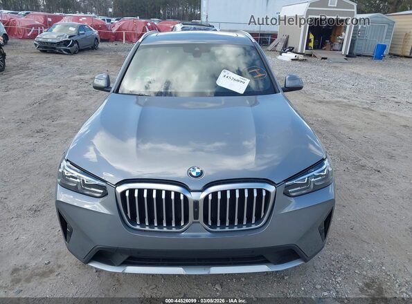 5UX53DP03R9V35406 2024 BMW X3 Gray Սալոնի հետևի տեսք
