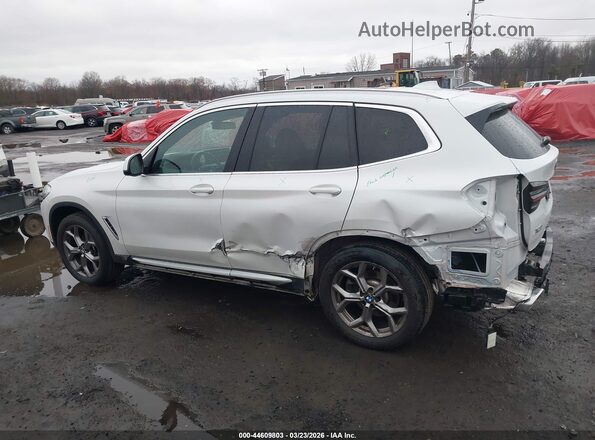 5UX53DP07N9M68027 2022 BMW X3 White Widok wnętrza 360 stopni