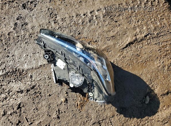 5UX53DP07R9V73897 2024 BMW X3 Black Engine compartment view