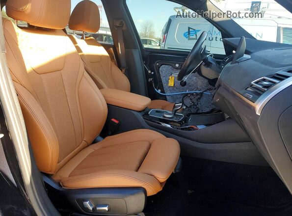 5UX53DP09N9N04980 2022 BMW X3 Black Vista interior delantera