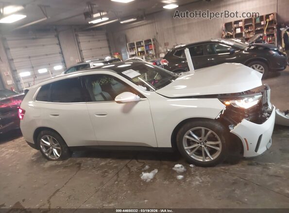 5UX53GP09S9009319 2025 BMW X3 Белый Вид задней части салона