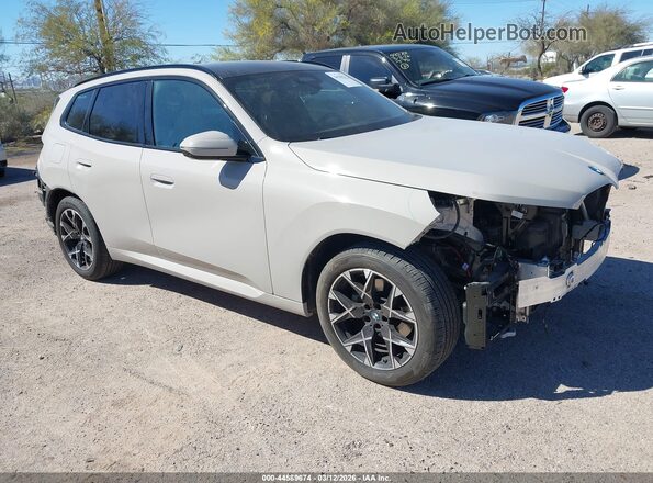 5UX53GP09S9Y81418 2025 BMW X3 Cream Przód prawy