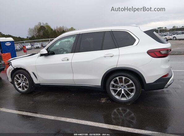 5UXCR4C03L9D49581 2020 BMW X5 White Widok wnętrza 360 stopni