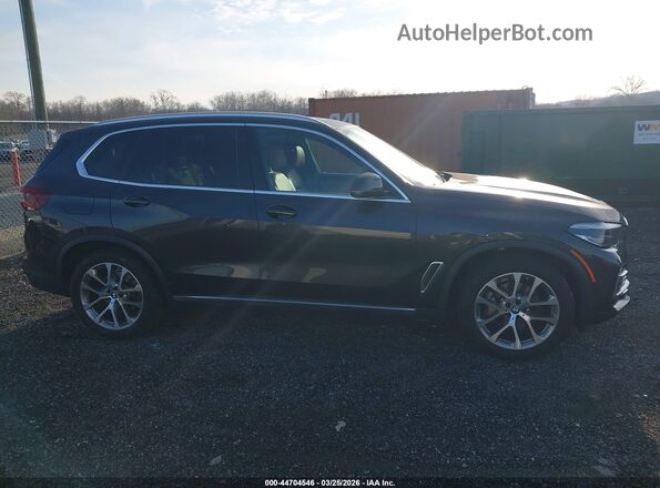 5UXCR6C01M9D98663 2021 BMW X5 Gray Սալոնի հետևի տեսք