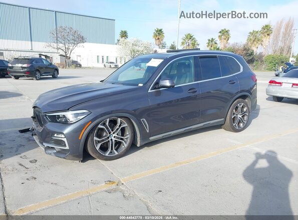 5UXCR6C09L9B79996 2020 BMW X5 Синий Передняя левая четверть
