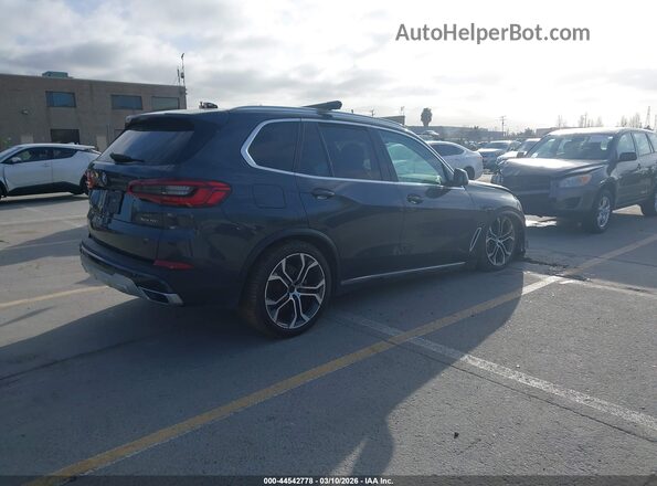 5UXCR6C09L9B79996 2020 BMW X5 Синий Задняя правая четверть