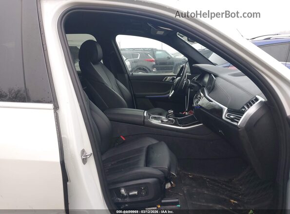 5UXCR6C52KLL04508 2019 BMW X5 Белый Вид салона спереди
