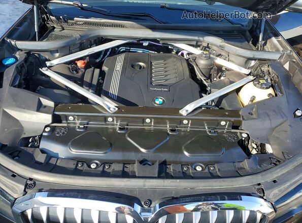 5UXCW2C00M9F66858 2021 BMW X7 Black Вид підкапотного простору