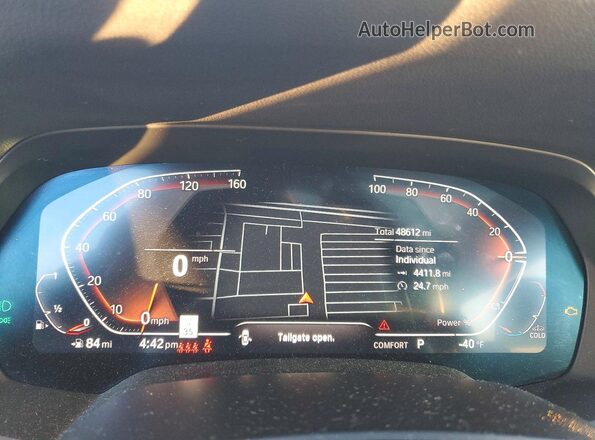 5UXCW2C07N9J34203 2022 BMW X7 Белый Вид щитка приборов