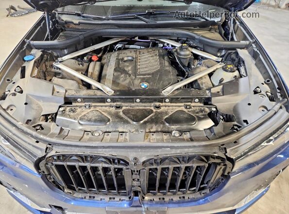 5UXCW2C0XN9L34024 2022 BMW X7 Blue Вид підкапотного простору