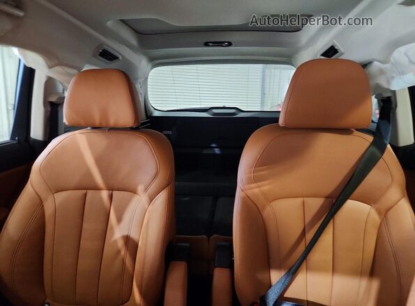 5UXCW2C0XN9L34024 2022 BMW X7 Blue Вид задніх сидінь