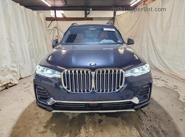 5UXCW2C0XN9L81361 2022 BMW X7 Черный Вид спереди