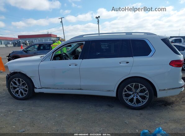 5UXCX4C50KLS36039 2019 BMW X7 White Vista interior de 360 grados