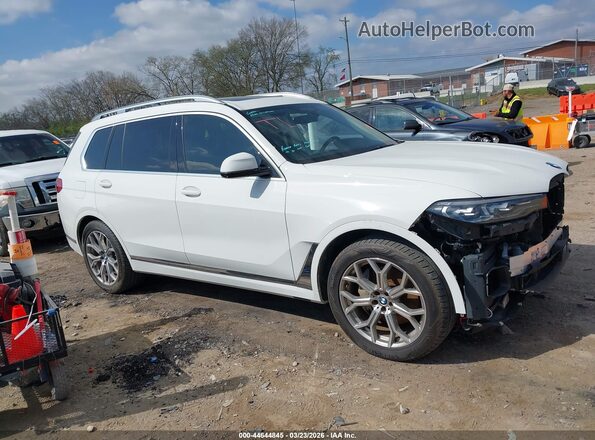 5UXCX4C50KLS36039 2019 BMW X7 White Vista interior trasera