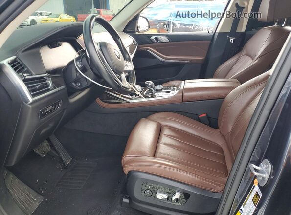 5UXCX4C53KLS38304 2019 BMW X7 Серый Вид салона спереди