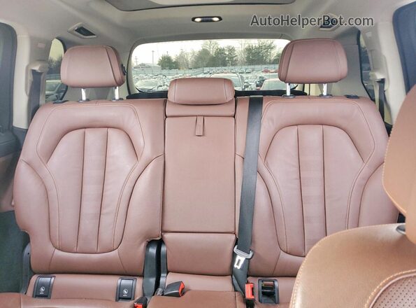 5UXCX4C53KLS38304 2019 BMW X7 Серый Вид задних сидений