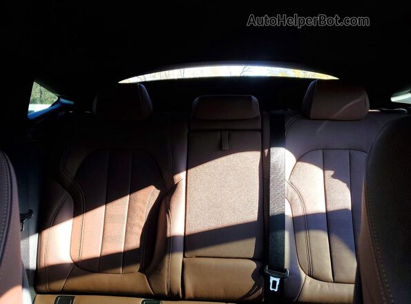 5UXCY6C03L9C97111 2020 BMW X6 Серый Вид задней части салона