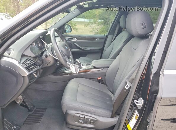5UXKR0C55JL076902 2018 BMW X5 Черный Вид салона спереди