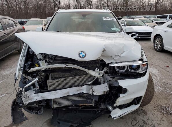 5UXKT0C53J0W00972 2018 BMW X5 Белый Вид спереди