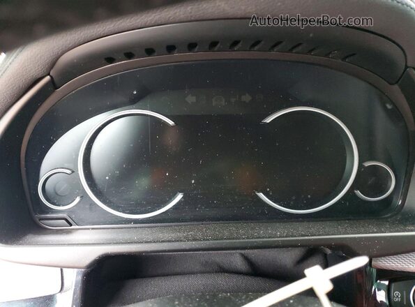 5UXKU2C34H0U30090 2017 BMW X6 Белый Вид щитка приборов