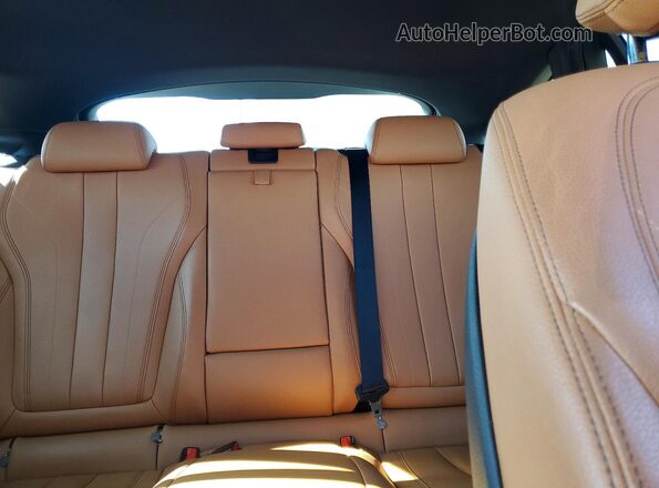 5UXKU2C36H0U28759 2017 BMW X6 Красный Вид задних сидений