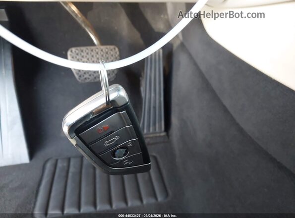 5UXKU2C53G0N81261 2016 BMW X6 Черный Вид панели приборов