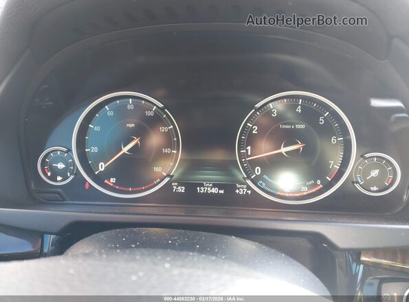 5UXKU2C57G0N79142 2016 BMW X6 White Вид задніх сидінь
