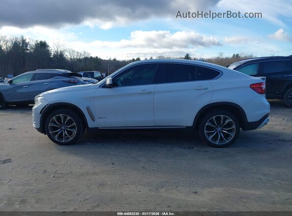 5UXKU2C57G0N79142 2016 BMW X6 White Панорамний вид салону 360°