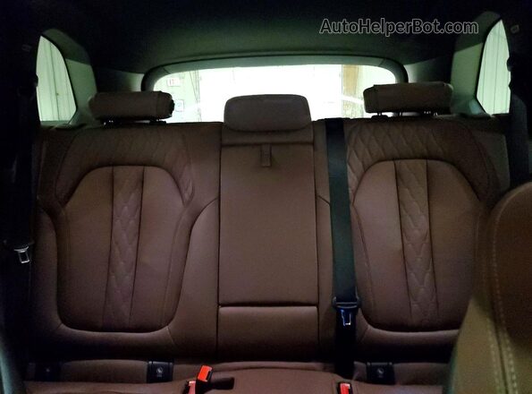 5UXTA6C00N9K05232 2022 BMW X5 Black Widok tylnych siedzeń