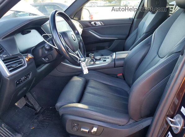 5UXTA6C06M9D35713 2021 BMW X5 Charcoal Widok wnętrza z przodu