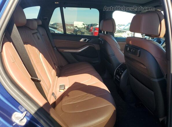 5UXTA6C09N9L07080 2022 BMW X5 Синий Вид задней части салона