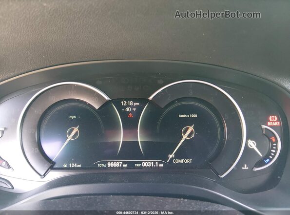 5UXTR7C50KLR53522 2019 BMW X3 Белый Вид задних сидений