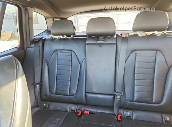 5UXTR7C56KLE93723 2019 BMW X3 Белый Вид задних сидений
