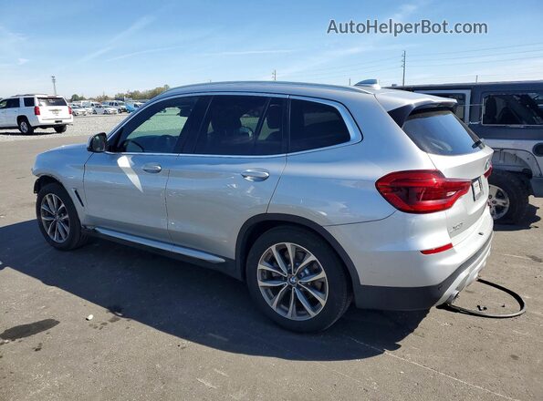 5UXTR7C56KLF25165 2019 BMW X3 Серебряный Задняя левая четверть