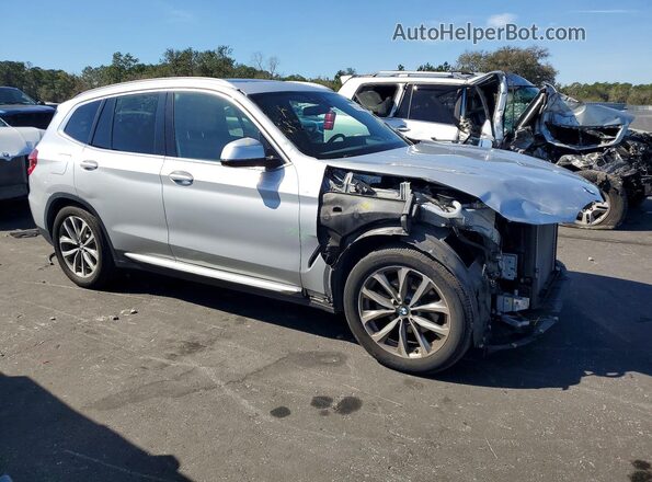 5UXTR7C56KLF25165 2019 BMW X3 Серебряный Передняя правая четверть
