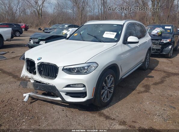 5UXTR9C51KLE18388 2019 BMW X3 Белый Передняя левая четверть