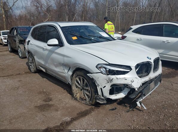 5UXTR9C51KLE18388 2019 BMW X3 Белый Передняя правая четверть
