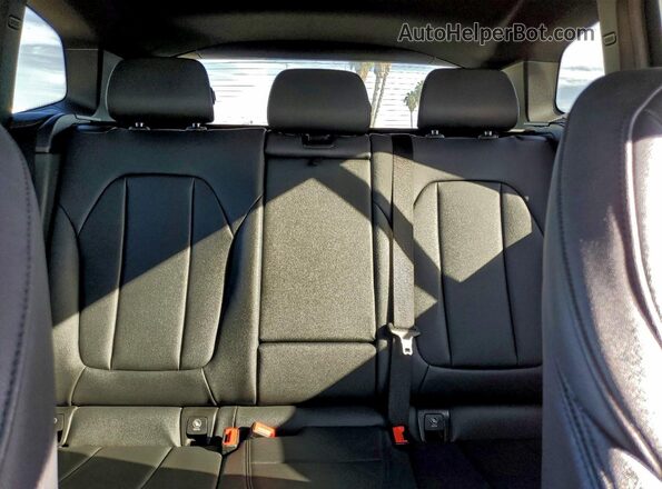 5UXTR9C53JLD64106 2018 BMW X3 Черный Вид задних сидений
