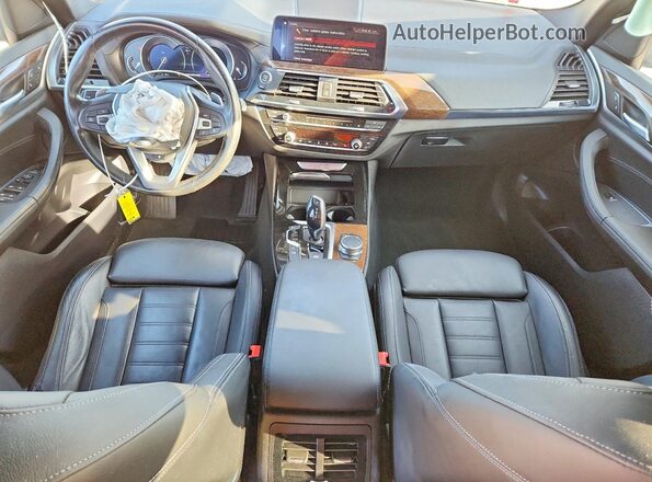 5UXTR9C54KLD96449 2019 BMW X3 Белый Вид панели приборов