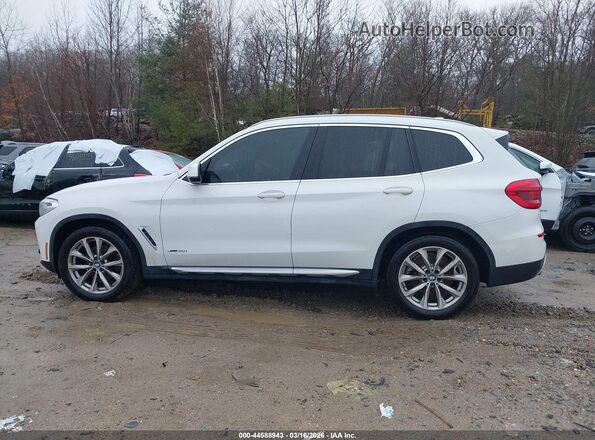 5UXTR9C58JLC74756 2018 BMW X3 Белый Панорамный вид салона 360°
