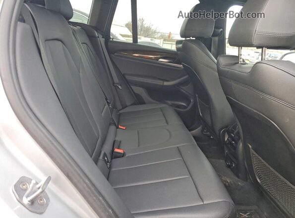 5UXTR9C59KLE14251 2019 BMW X3 Серебряный Вид задней части салона