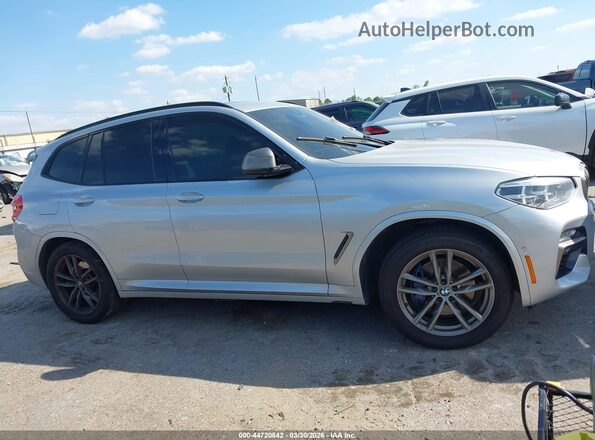 5UXTS3C57K0Z06549 2019 BMW X3 Серебряный Вид задней части салона