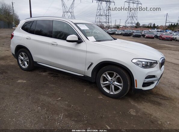 5UXTY3C00L9B63915 2020 BMW X3 Белый Передняя правая четверть