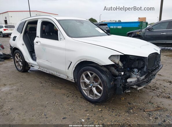 5UXTY3C01M9E87019 2021 BMW X3 White Передня права чверть