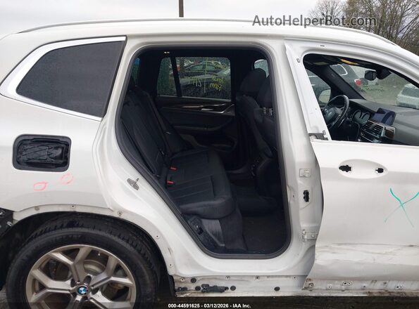 5UXTY3C01M9E87019 2021 BMW X3 White Вид наклейки з VIN-кодом