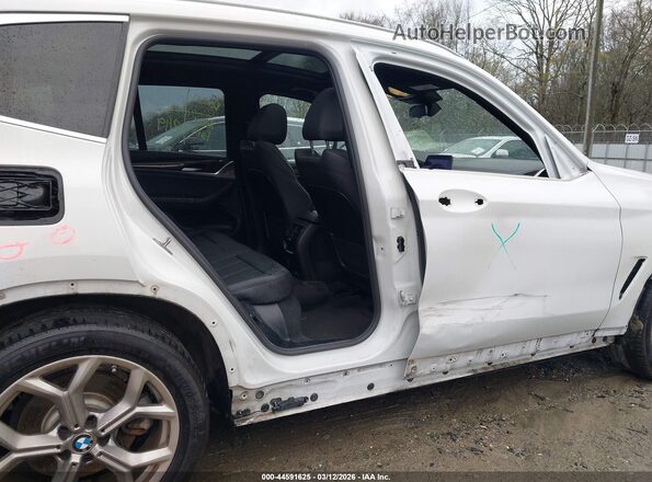 5UXTY3C01M9E87019 2021 BMW X3 White Вид спереду